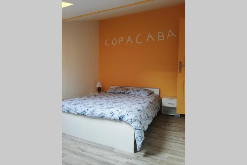 Copacabana La Fere Luaran gambar